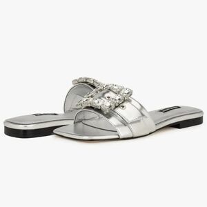 BRAND NEW NINE WEST SLIDE JEWEL MATTER DESIGN SANDAL